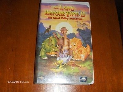 The Land Before Time II The Great Valley Adventure VHS 1994 Clamshell