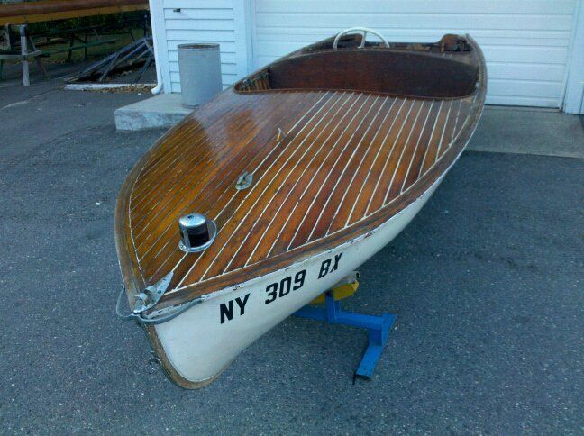 1954 Penn Yan Cutm Swift Original Wheel Deck Runabout