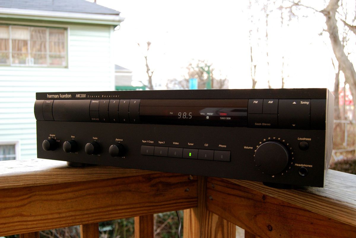  Harman Kardon HK 3300 Stereo Receiver