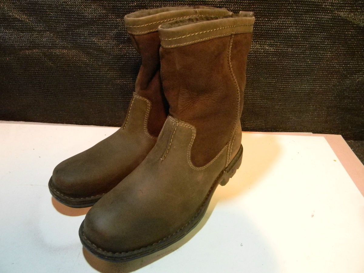 UGG Australia Hartsville Boots Shoes Mens US Sz 11