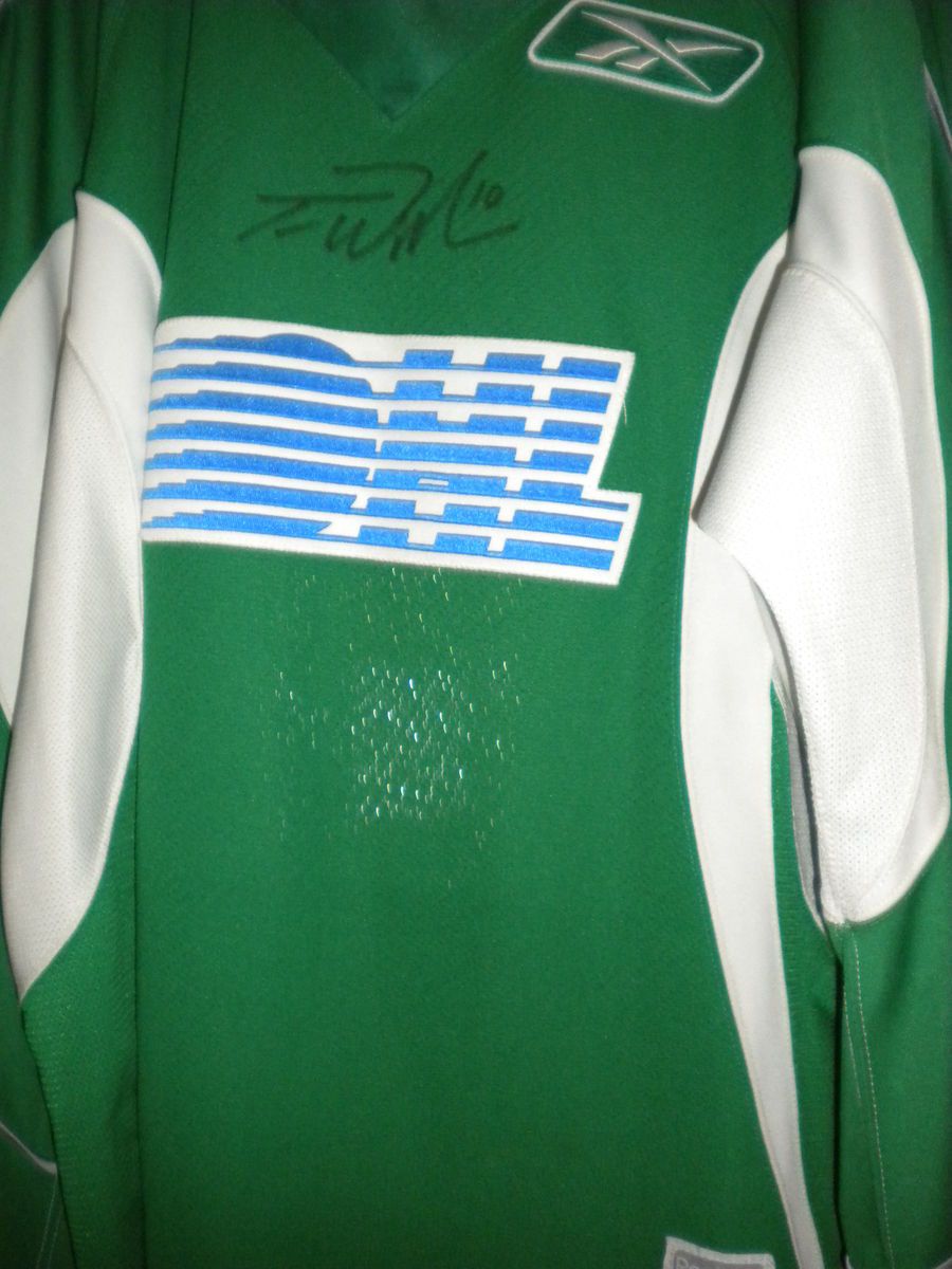  CHL 2011 2012 GAME WORN SIGNED PLYMOUTH WHALERS PRACTICE HOCKEY JERSEY