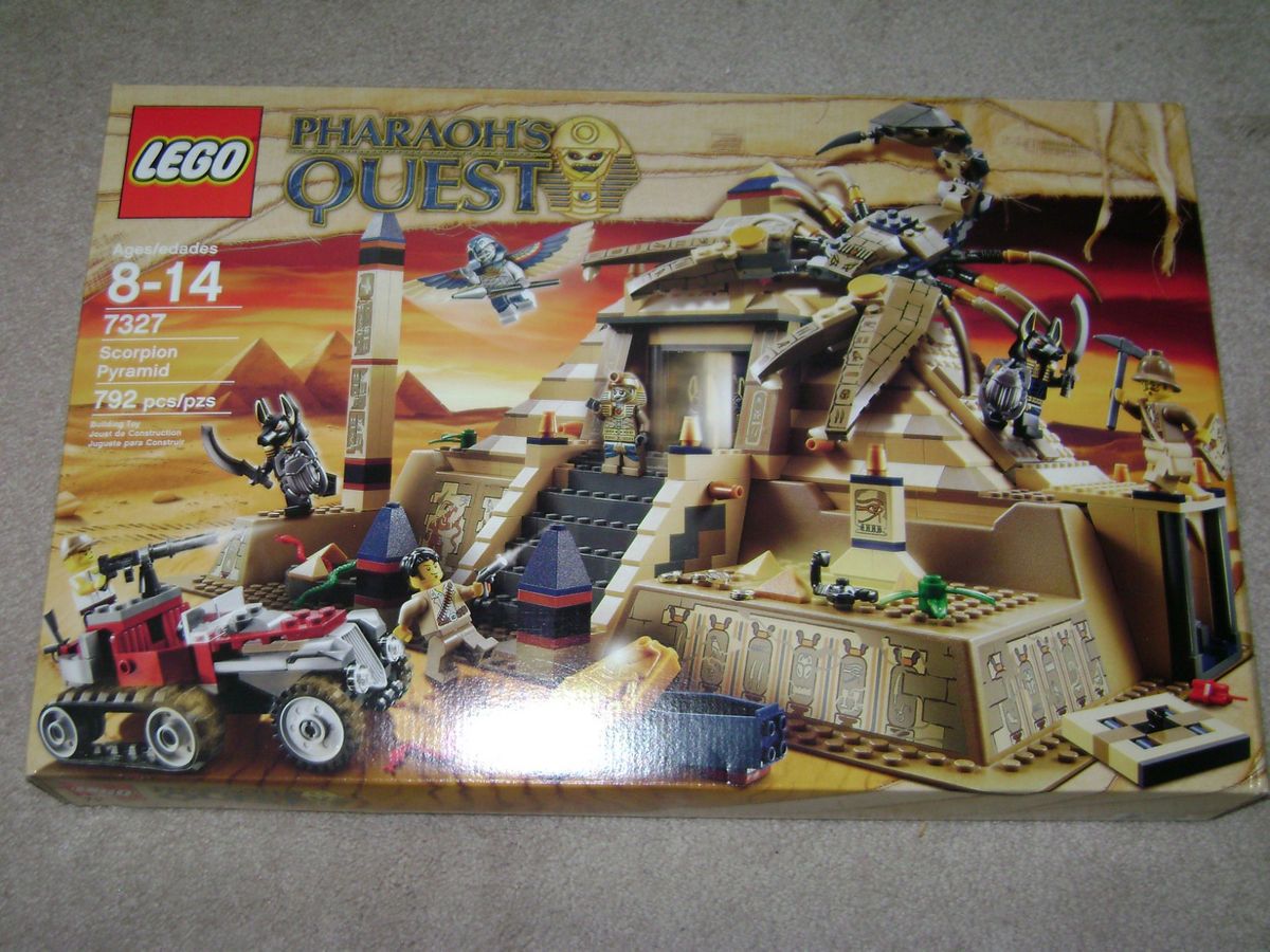 LEGO PHARAOHS QUEST SCORPION PYRAMID 7327***SEALED***BRAND NEW