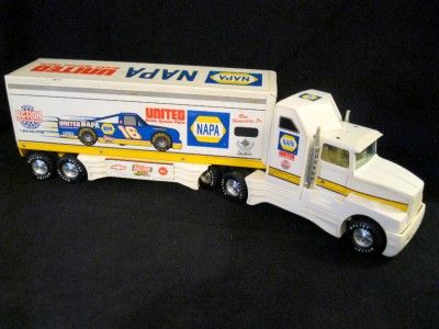 Napa NASCAR Race Series Ron Hornaday Jr 16 Nylint Toy Truck Carrier 18