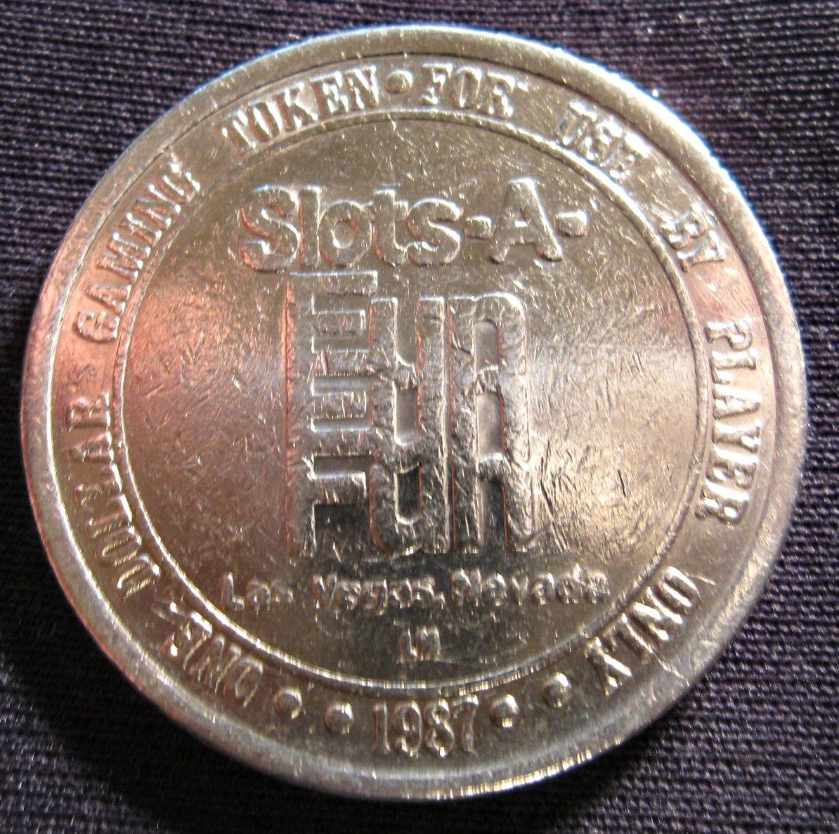 1987 1 Dollar Slots A Fun of Casino Slot Machine Gaming Token Coin Las