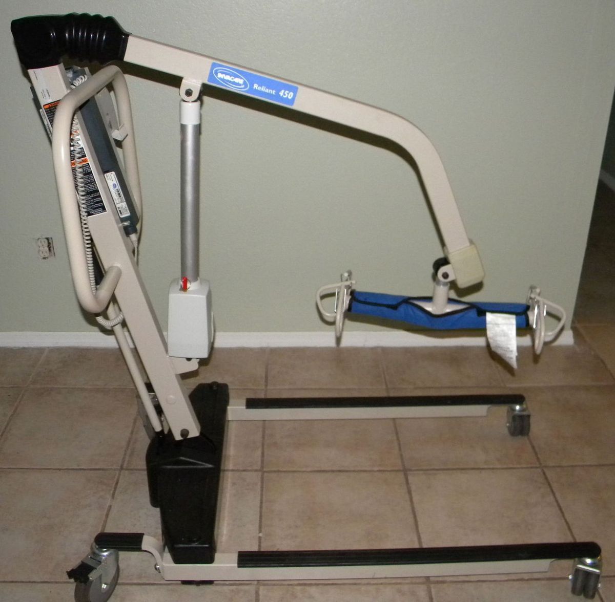  RPL 1 450 LB Capacity Patient Hoyer Lift Invacare + Remote & Batteries