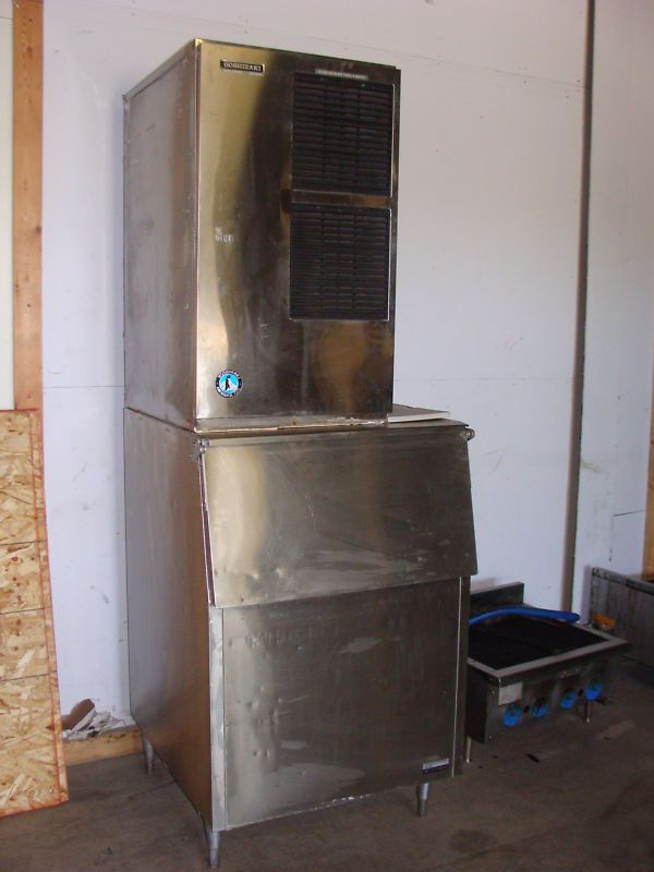 Hoshizaki Ssteel Ice Machine with 500lb Ssteel Ice Bin