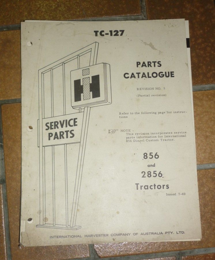 International Harvester 1969 856 2856 Tractor Catalogue