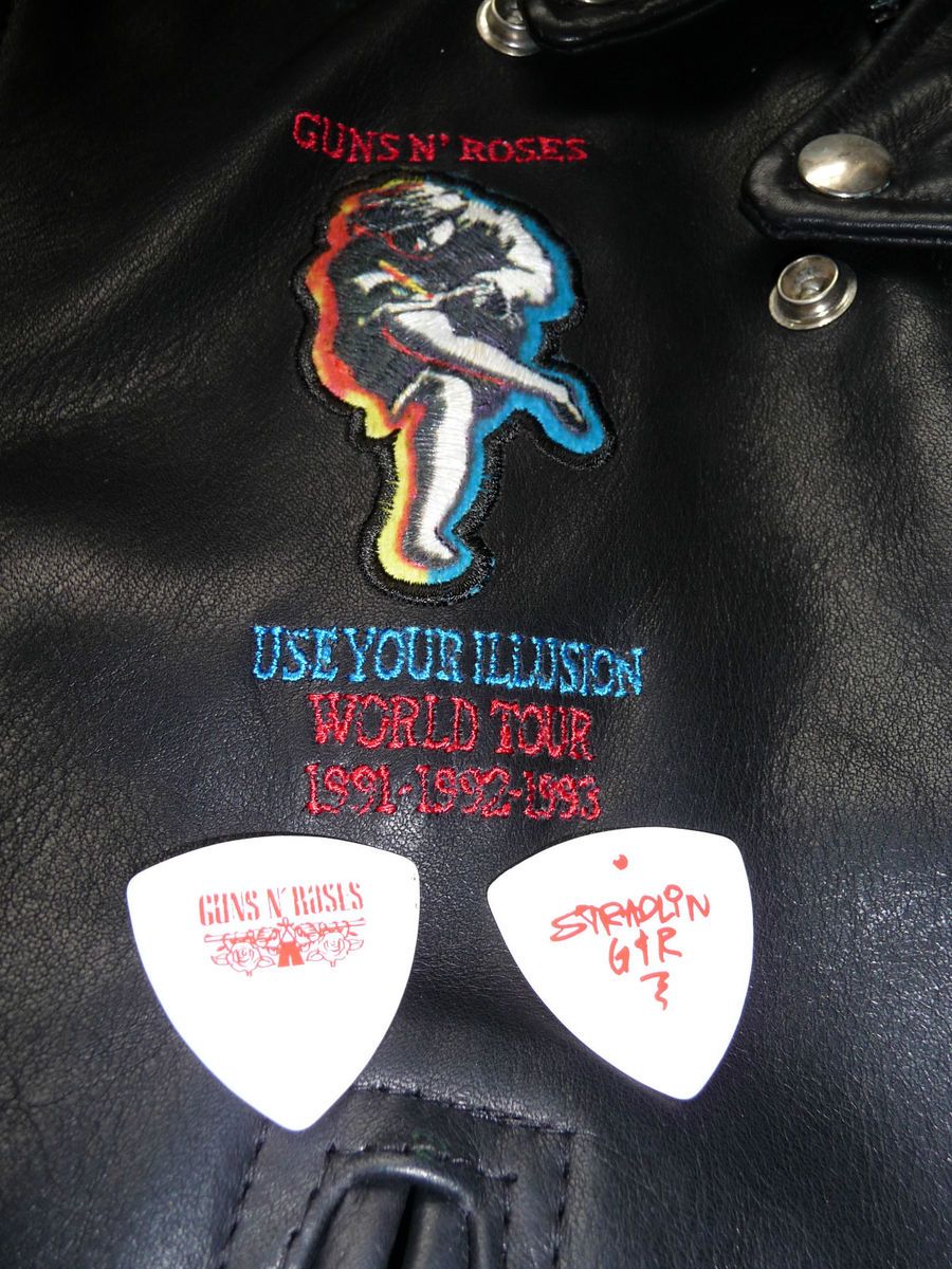 Guns N Roses Izzy Stradlin Guitar Pick Very RARE Mint