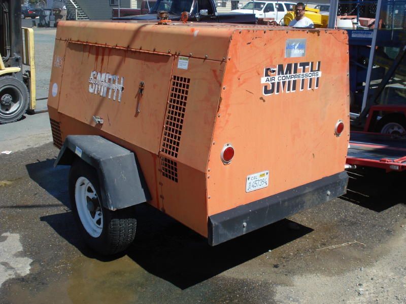 Smith 185DP Towable Construction Compressor with Jackhammers