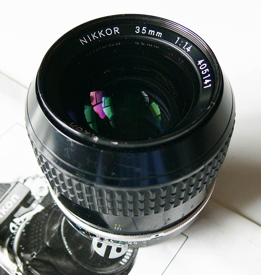 Vtg NIKON Nikkor 35MM f 1 4 AI Japan camera LENS w original pamphlet