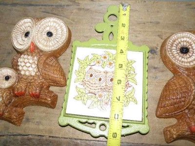 Owl Wall Art Plaques & Owl Kitchen Trivet in good used condition.