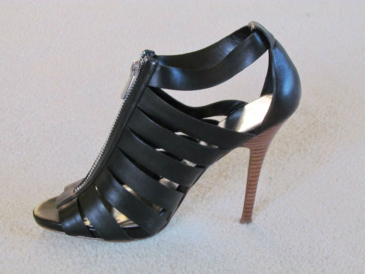 JESSICA SIMPSON Leather High Stiletto Heels Platforms Black Zipper 7 5