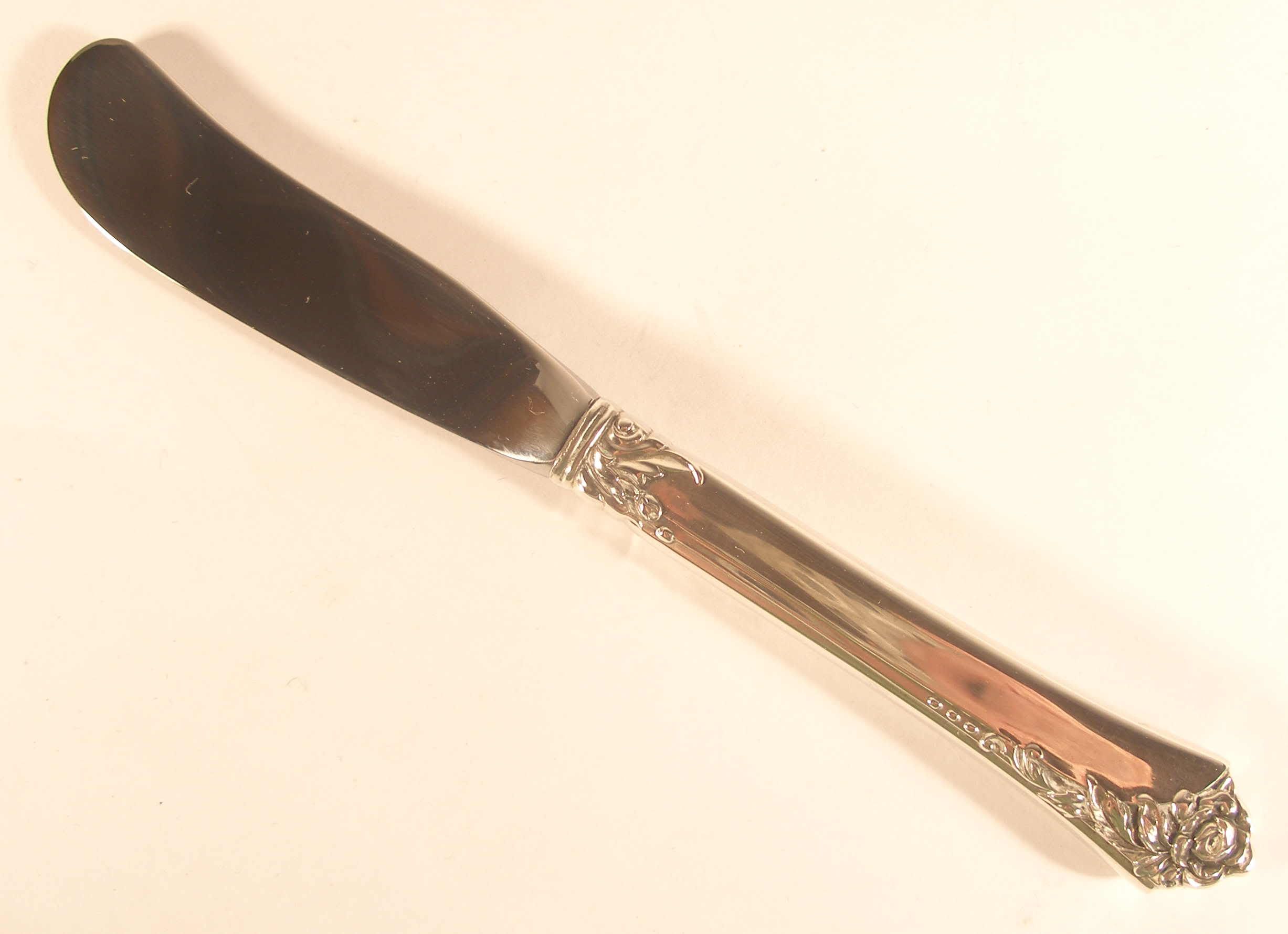 Oneida Heirloom Sterling Butter Spreader Damask Rose  