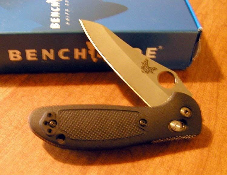 BENCHMADE New Mini Griptilian Plain Edge 154CM Sheepsfoot Blade Knife