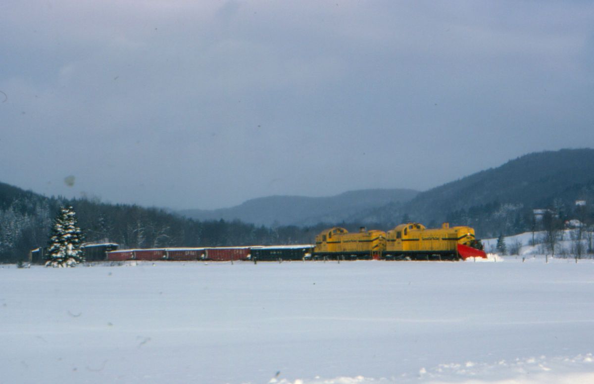 Orig Slide Lamoille Valley 7802 Alco Action in Snow