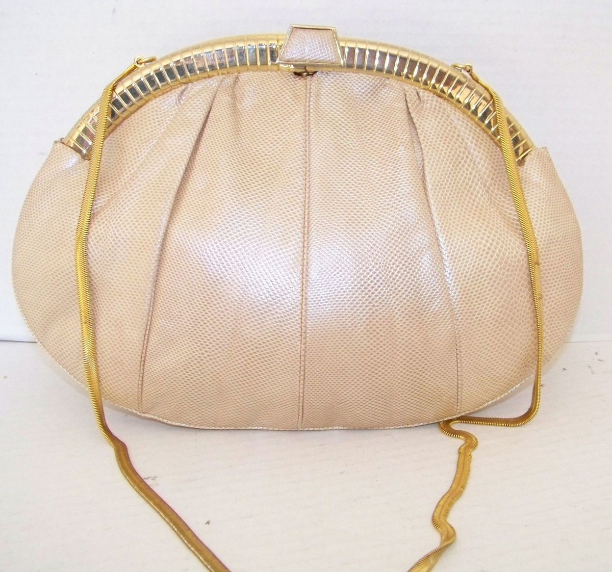 NEEDS REPAIR JUDITH LEIBER BEIGE KARUNG LEATHER GOLD HARDWARE EVENING