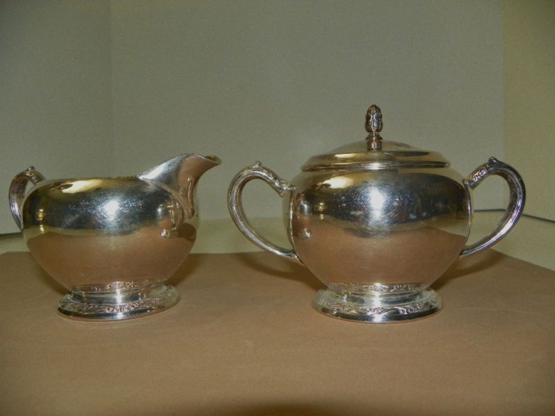 Oneida Maybrook Creamer and Sugar Vintage