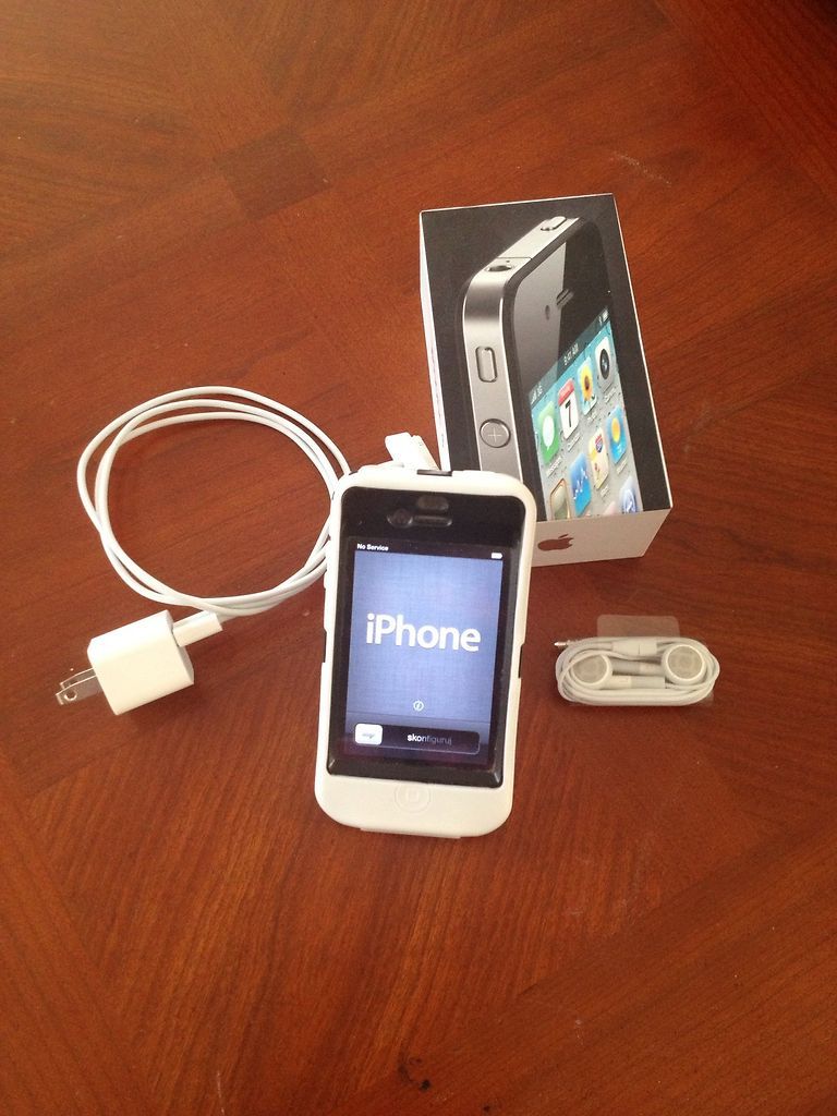 Apple iPhone 4   16GB   Black (AT&T) Smartphone (MC318LL/A)