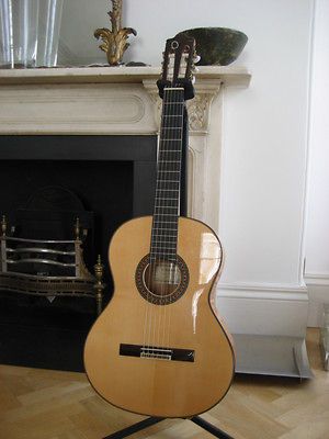 2011 Alhambra 7Fc Flamenco guitar. Immaculate. Mint.