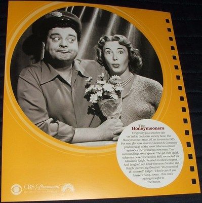 THE HONEYMOONERS TV CAST PHOTO AD RALPH & ALICE KRAMDEN JACKIE GLEASON