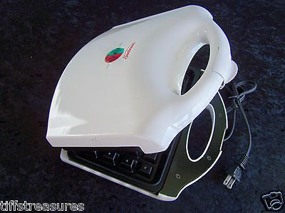 SUNBEAM WAFFLE MAKER MODEL 3852   LikeNEW condition