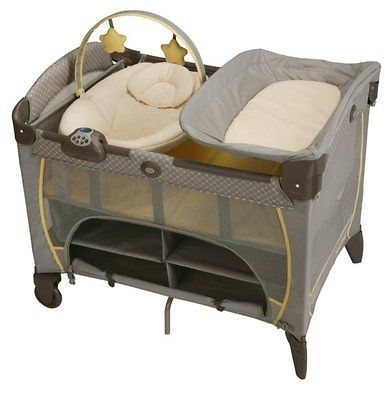 Graco Pack n Play Playard with Newborn Napper DLX & Changer   Peyton