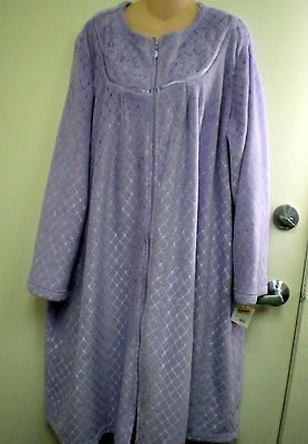 WOMENS CROFT & BARROW LAVENDER WARM & FUZZY ZIP UP BATHROBE SIZE 3X