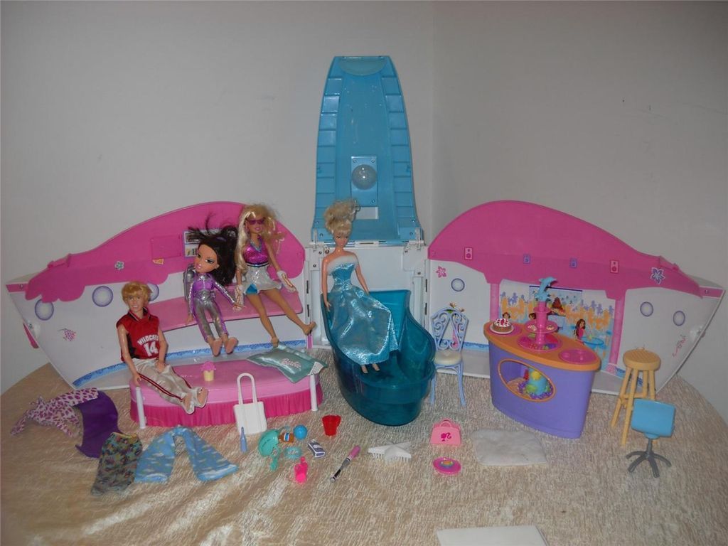 Barbie Cruise Ship Disco Ball Party Dolls Sounds Pool