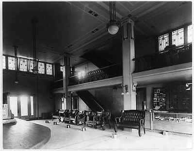 Lobby of hotel in Kingsville?,Kleberg County,Texas,TX,benches,lights