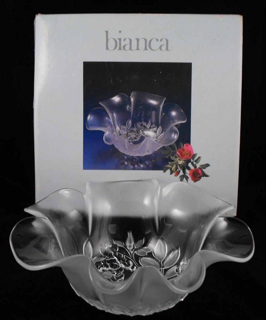 BEAUTIFUL BIANCA WALTHER GLAS ORIGINAL GLASS BOWL ROSE PATTERN MIB