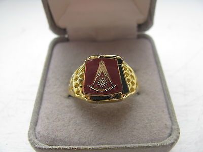 Superb New Masonic Past Master Crest Gold Ring