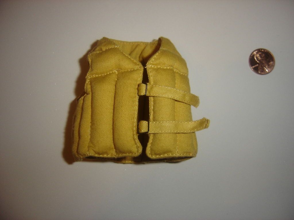 Scale King Toys German WWII U Boat Seaman Life Vest did dragon