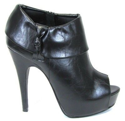 PAPRIKA BRULEE H BLACK FAUX LEATHER PEEPTOE BOOTIE