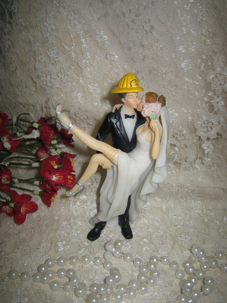 FUNNY SEXY NEW WEDDING KISSING FIREMAN CAKE TOPPER