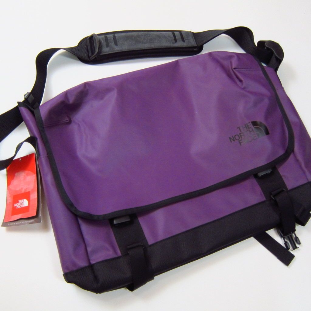 99 North Face Base Camp Messenger Bag Power Purple NEW Large APXP