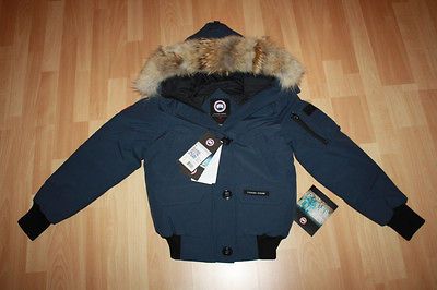 NWT Canada Goose Chilliwack parka women light grey and spirit size M