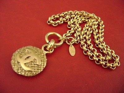 Chanel vintage CC logos pendant chain necklace