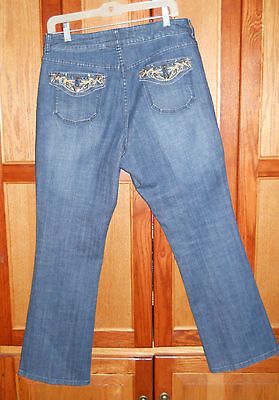 Womens Chicos Platinum Jeans Embellished Hip Pockets Sz 1.5 Short or