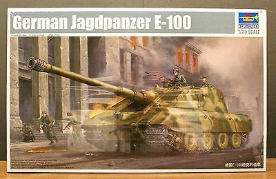 Trumpeter 1/35 German Stug E 100 Super Heavy Tank, Kit #TSM1596