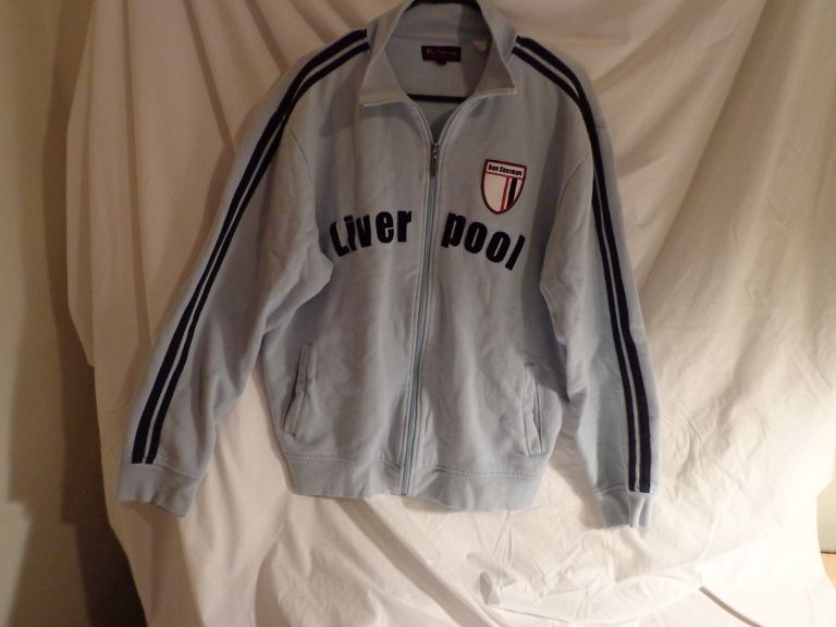 Ben Sherman Liverpool Zippered Sweatshirt size is XL