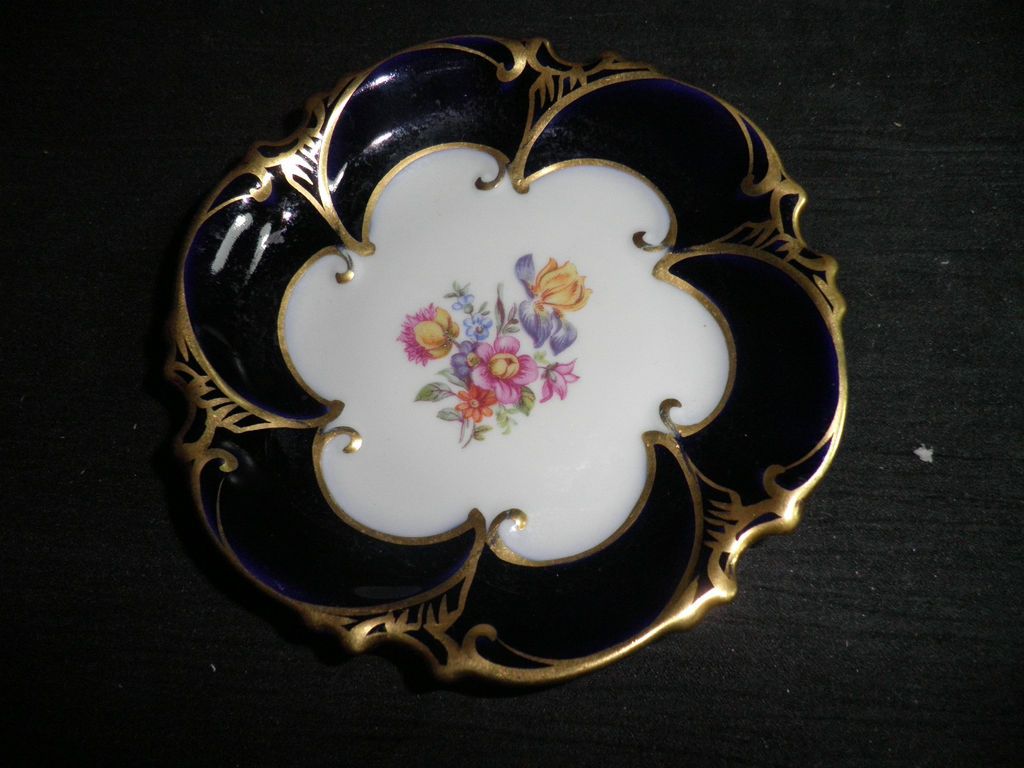 Beautiful Rare ECHT KOBALT JLMENAU Dish Germany