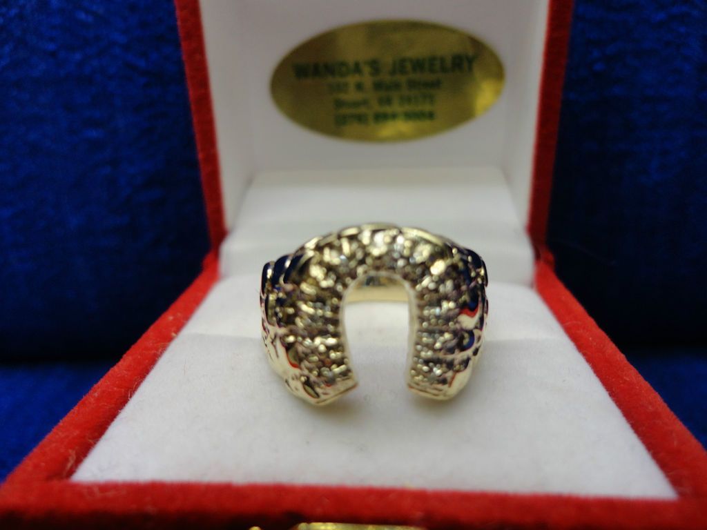 MENS 14K YELLOW GOLD DIAMOND HORSESHOE RING, SIZE 9