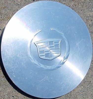 02 03 04 05 06 Cadillac Escalade Machined Finish 4563 Center Cap