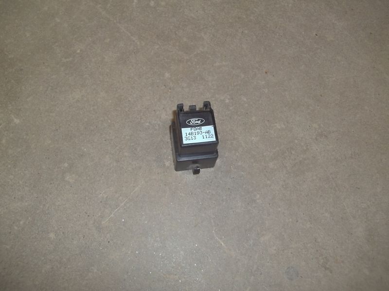 93 Ford Taurus SHO Relay Part number F0AB14B193AB