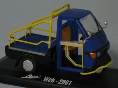 Italeri Metal 2001 Piaggio Vespa APE 3 Wheeled Truck