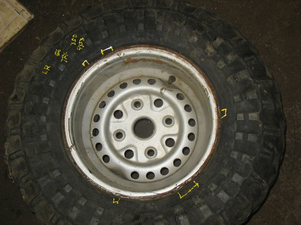 86 Honda TRX350 Fourtrax 11 LR Wheel Rim Hub