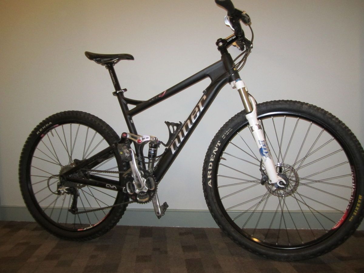 2010 Niner Jet 9 Full Suspension Mountain Bike 29 Wheels