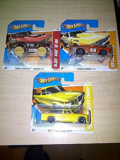 Hot Wheels 69 Chevelle Olds 442 w 30 Thrill Racers 63 Studebaker Champ