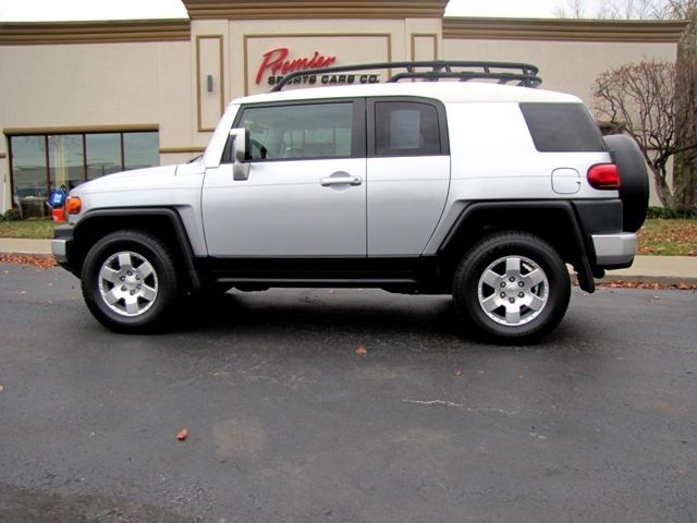 Toyota FJ Cruiser 17 Factory Wheels with Tires