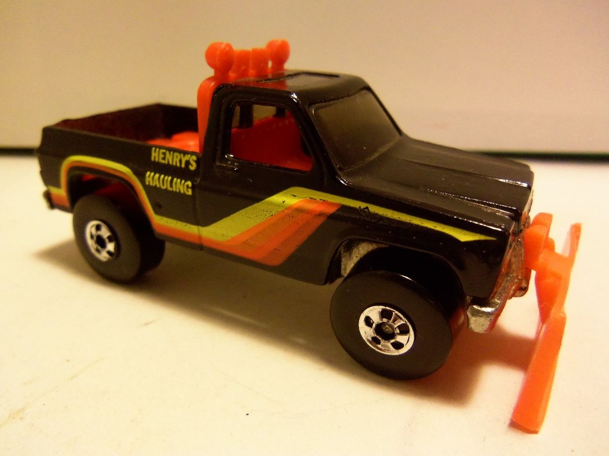 Hotwheel Super Scraper Henrys Hauling Plow Truck Minty